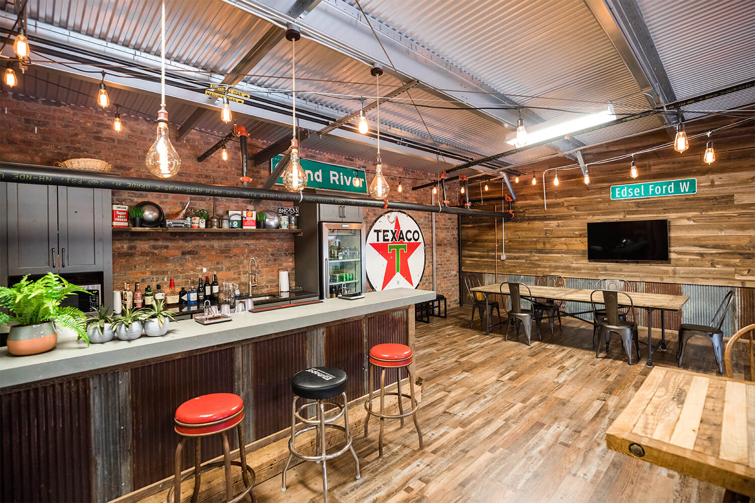 bar kitchen